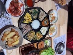 -益百岁牛尾汤主题餐厅(辛庄街店)