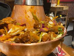 山地鸡锅-炉小二铜锅牛蛙•川湘菜(三里屯店)