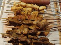 -绿地三只羊羊肉串(万科店)