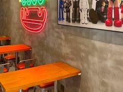 -牛纽塔·牛人堡(群众路店)