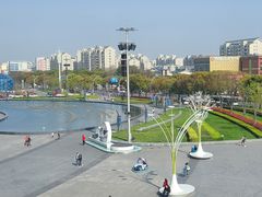 -上海虹桥中心爱琴海亚朵S酒店