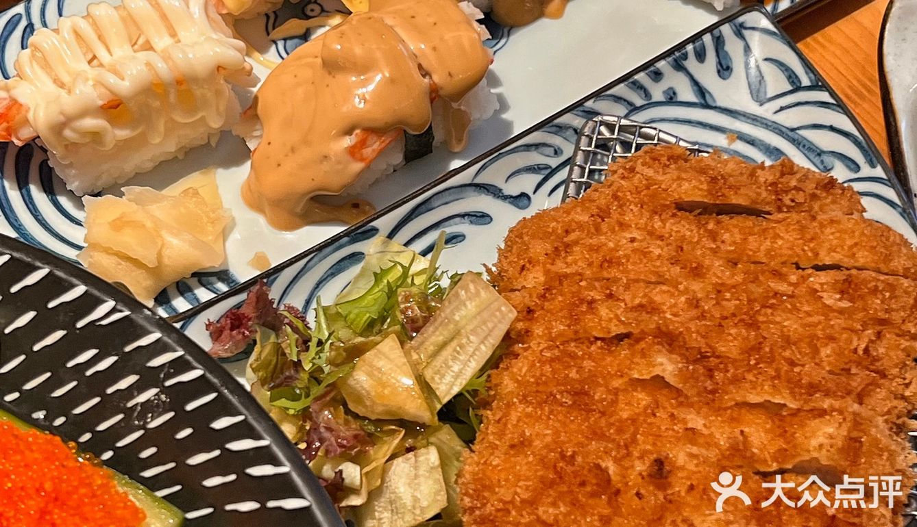 成都！胖嘟嘟的油豆腐寿司🍣料巨多超好吃！