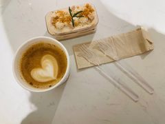 拿铁-Cafe on warm(丹霞店)