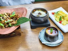 -云海肴·汽锅鸡·云南菜(天山百盛优客店)