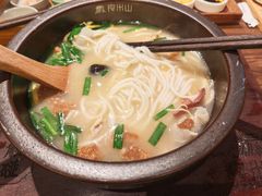 -良米山·云南野生菌过桥米线(上海首店)