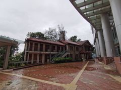 -香港大学