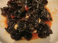 菊花拌木耳-甘家界牌柠檬鸭(青山店)