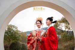 -苏菲亚婚纱摄影