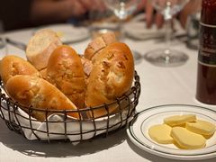 -Wolfgang’s Steakhouse 沃夫冈牛排馆(上海白玉兰广场店)