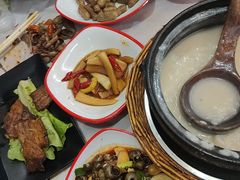 -云晓光头烧烤吧(盛夏店)