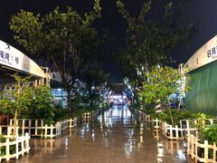 -四川小胡子海鲜(丁村万人海鲜广场店)