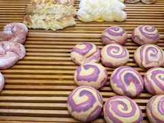 -焙丽拾光(麦凯乐直营店)