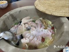 -姚记抚仙湖石锅鱼庄