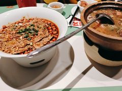 -鑫小城故事·藕汤·家常菜(台北一路总店)