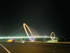 -南京眼步行桥