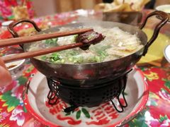 -闯关东东北农家菜(崂山石老人店)