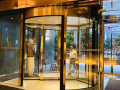 -上海龙之梦万丽酒店