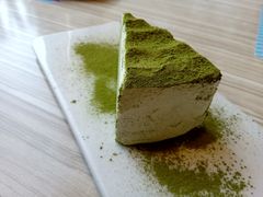 -必胜客(绿地新都会店)