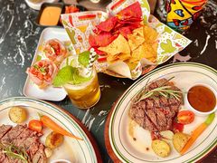 -Famous肥猫墨西哥音乐餐吧(五棵松华熙LIVE店)