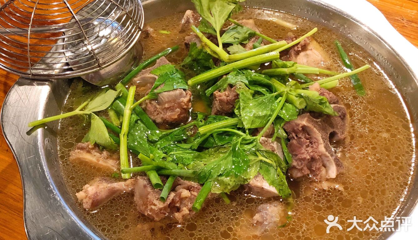 [加油] 入秋第一锅滋补牛骨锅