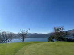 -昆明春城湖畔度假村