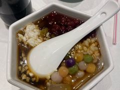 -江城小馆陕南妈妈菜·全球旅行餐厅(钟楼店)