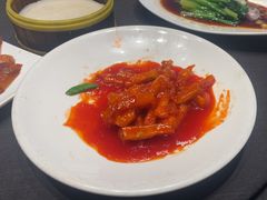 -艳阳天民俗村(公园路店)