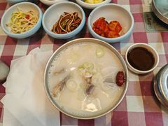 -益百岁牛尾汤(香山路店)