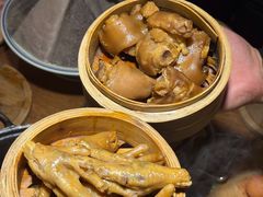 -卤校长重庆火锅(银泰城店)