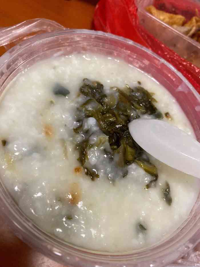 47 打分 这里的粥应该是我在海口吃过最好吃的粥了,味道非常好吃,打包
