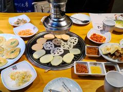 -唯成•韩国炭火烤肉 유성고기