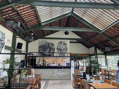 -喜洲吧·江畔老船厂·庭院餐厅(喜临院店)