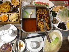 -鸡遇虾煲干锅火锅(小寨金莎店)
