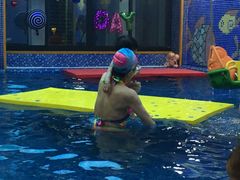 -贝贝鲸亲子游泳俱乐部(富城商楼店)