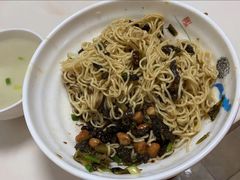 -阿阳牛腩腌面店