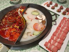 -肖婷姐大铁锅重庆火锅(南湖店)