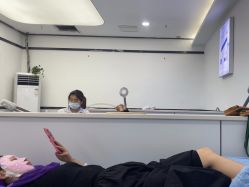 -蕾特恩专业祛痘·皮肤管理