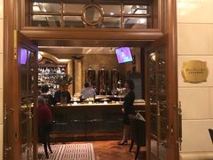 -记者俱乐部酒吧(北京瑞吉酒店)