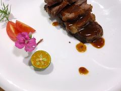 炭烧牛肋排-菌鲜荟(摩根国际店)