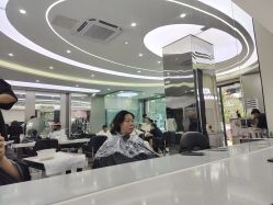 -MOVAN  HAIR莫凡匠人发型屋