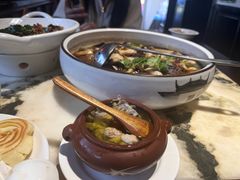 -蔼若春.传承三十年云南菜(金碧公园店)