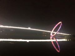 -南京眼步行桥