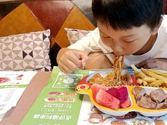 -意卡菲·欢乐聚会餐厅(华侨店)