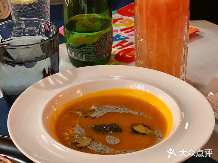 Ponte 意大利餐厅松露南瓜汤图片