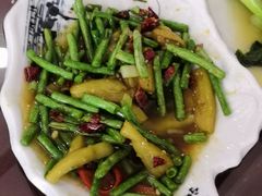 -撒拉人家.酸菜牦牛肉火锅