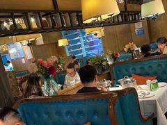 -领鲜活海鲜榴莲自助火锅(东门店)