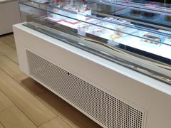 面包甜点陈列柜-味多美(金沙江路店)