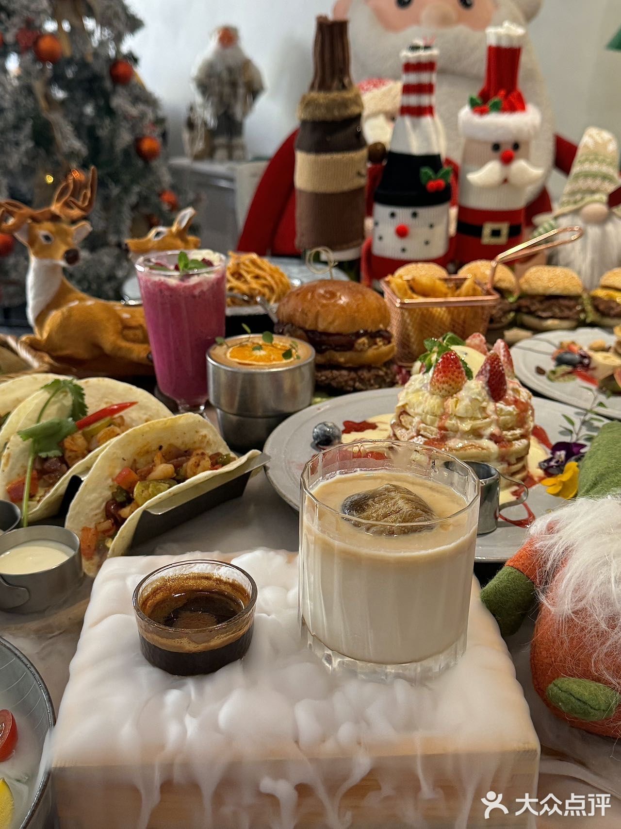 郑州这家漂亮 brunch	 松弛氛围感拉满