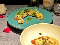 -弦月窗LUNETTE BY AMANDA(复兴路店)