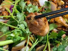 -胡须佬鸡煲四季火锅(龙珠大道店)